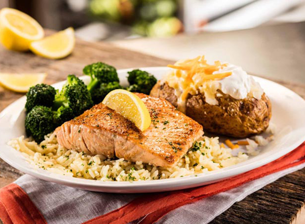 cheddars scratch kitchen grilled salmon