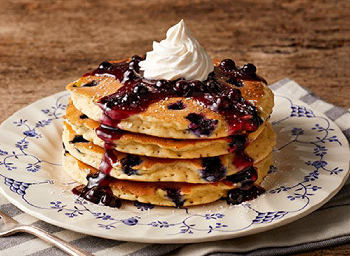 bob evans double blueberry hotcakes