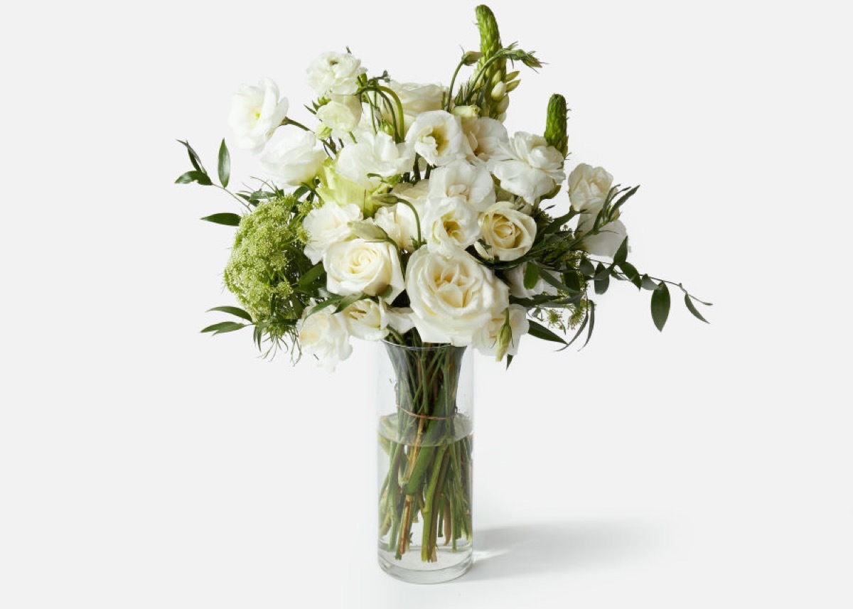 bouquet of white flowers