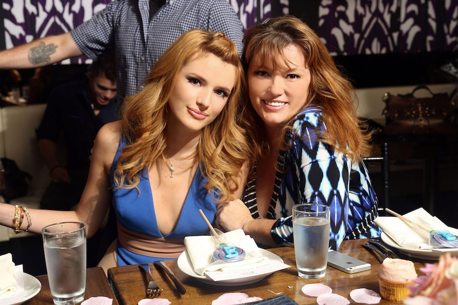 Who Is Bella Thorne's Mom? | 8 Things You Wanted To Know About Bella Thorne | Her beauty