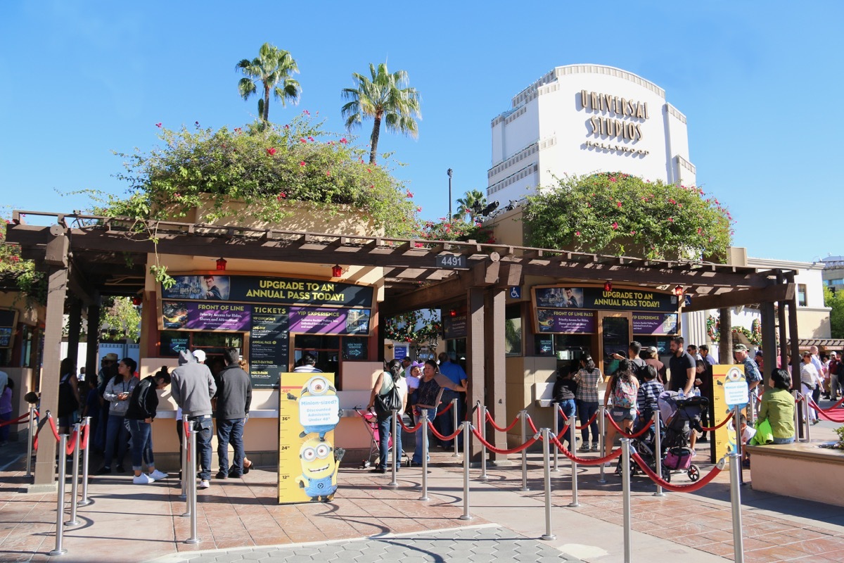 Entrance to amusement park