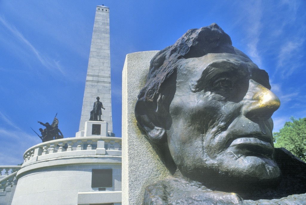 Gold nosed Lincoln statue