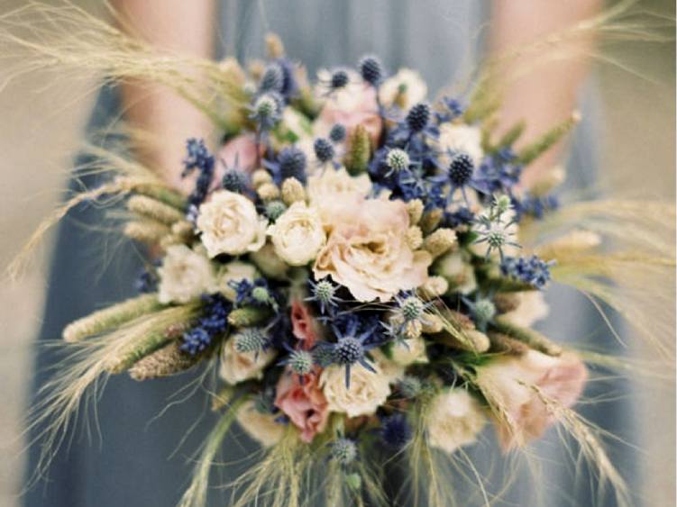 Lovely wildflowers bridal bouquet - Summer Wedding Ideas 