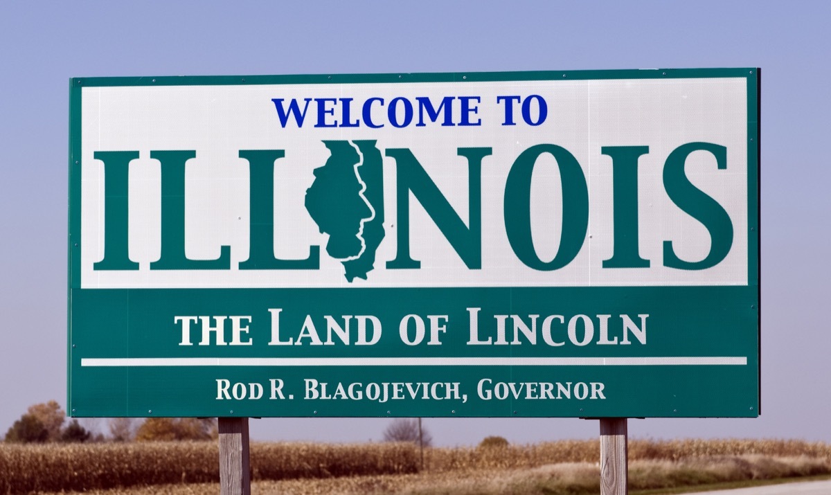 illinois state welcome sign