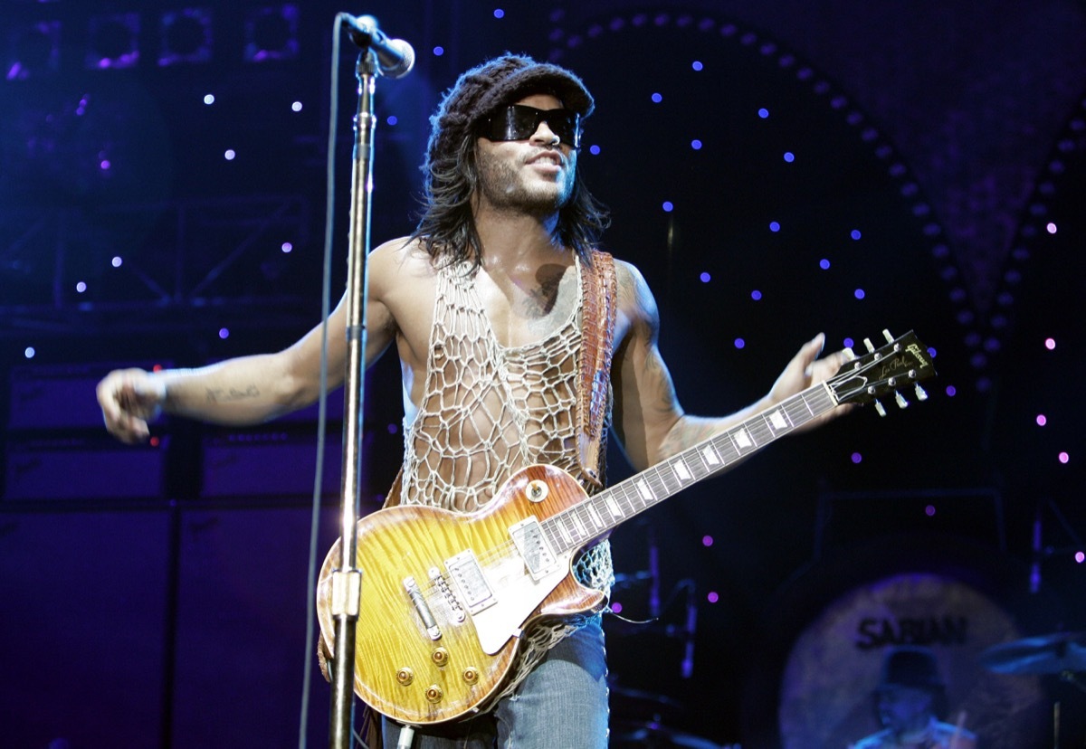 Lenny Kravitz performing in 2004