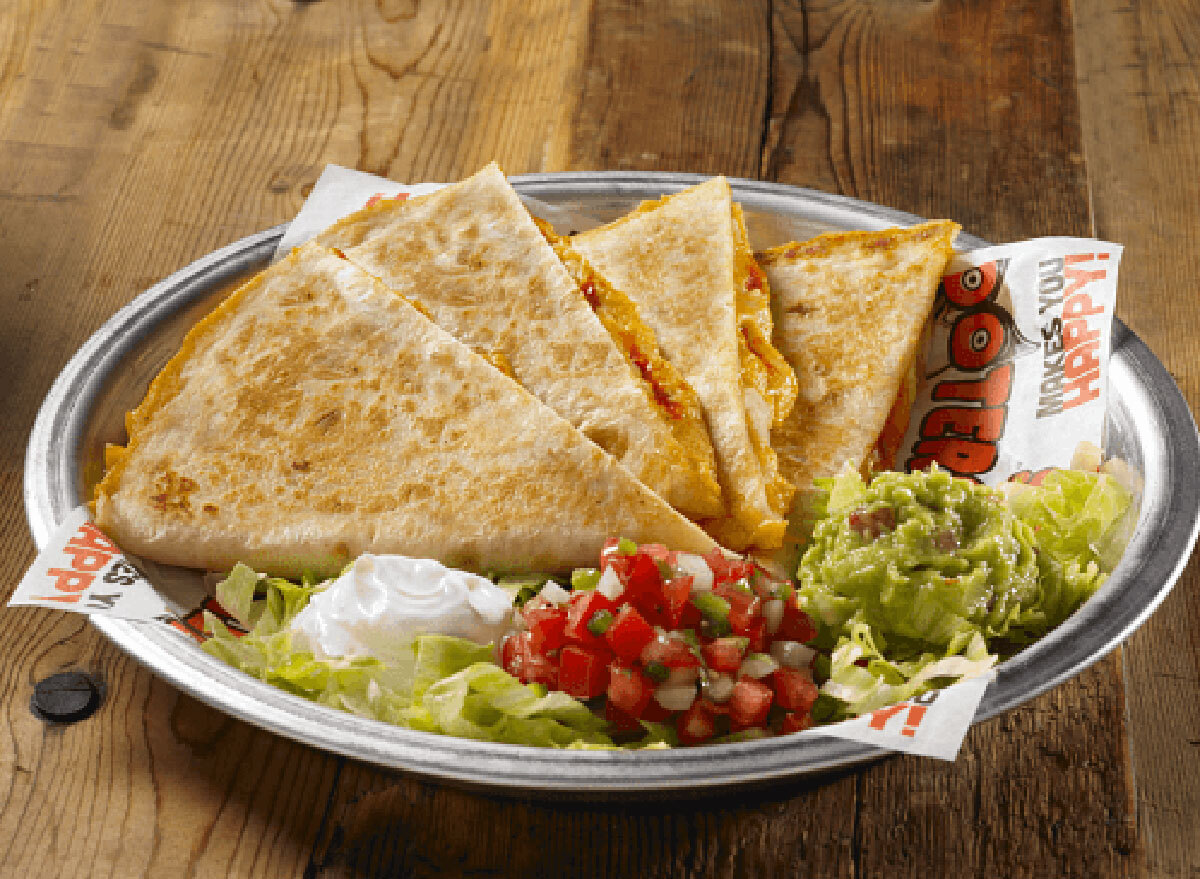 hooters buffalo chicken quesadilla