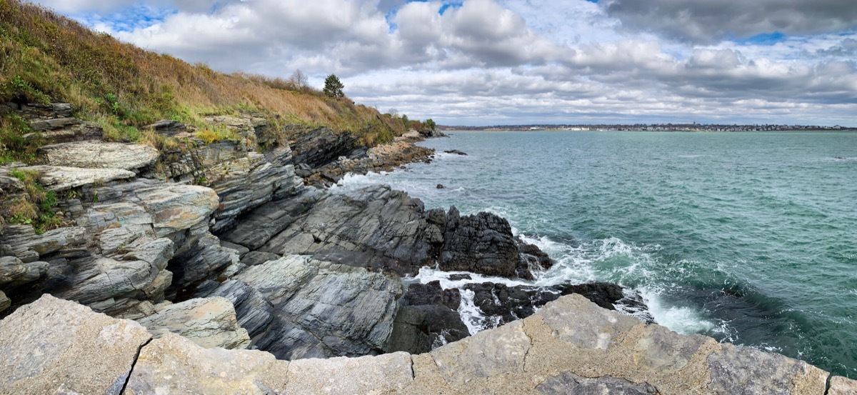 newport cliff walk rhode island state natural wonders