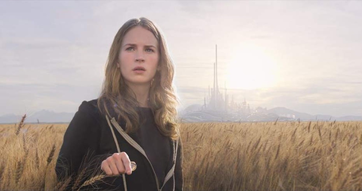 tomorrowland movie screen still, memorial day movies