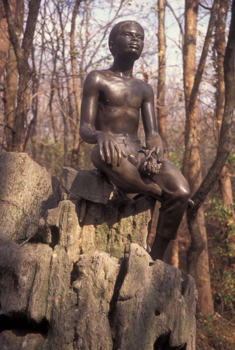  George Washington Carver Statue