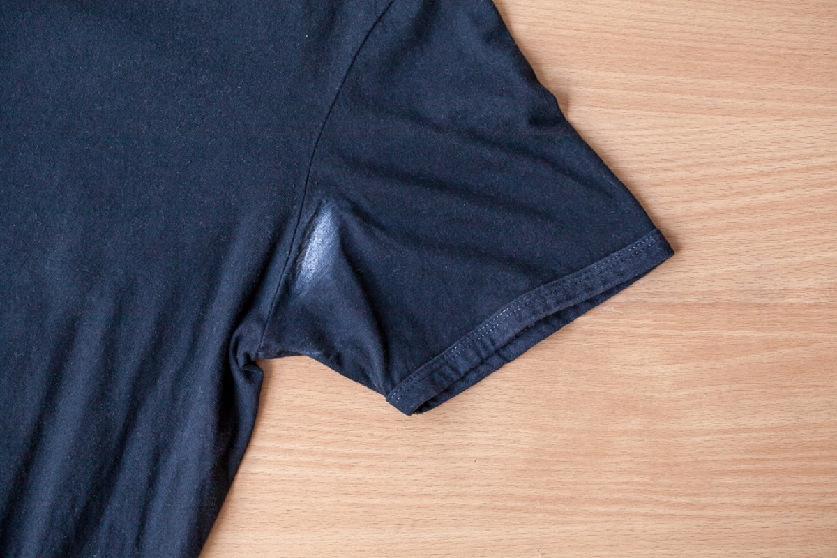 deodorant on t-shirt, diy hacks