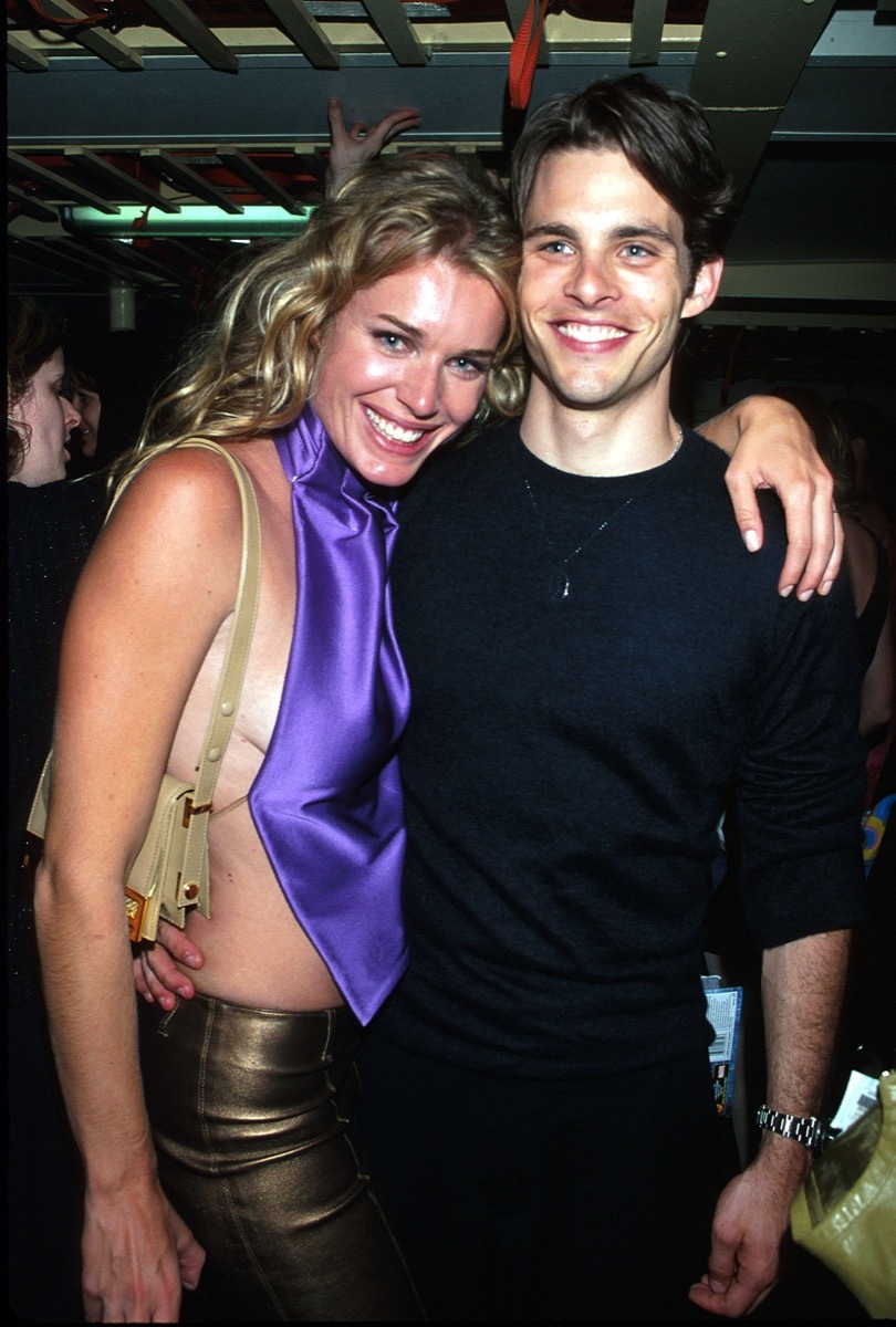 Rebecca Romijn and James Marsden in 2000