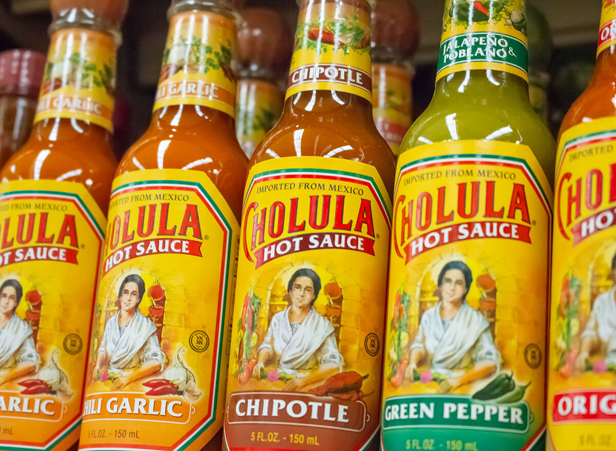 grocery store shelves cholula