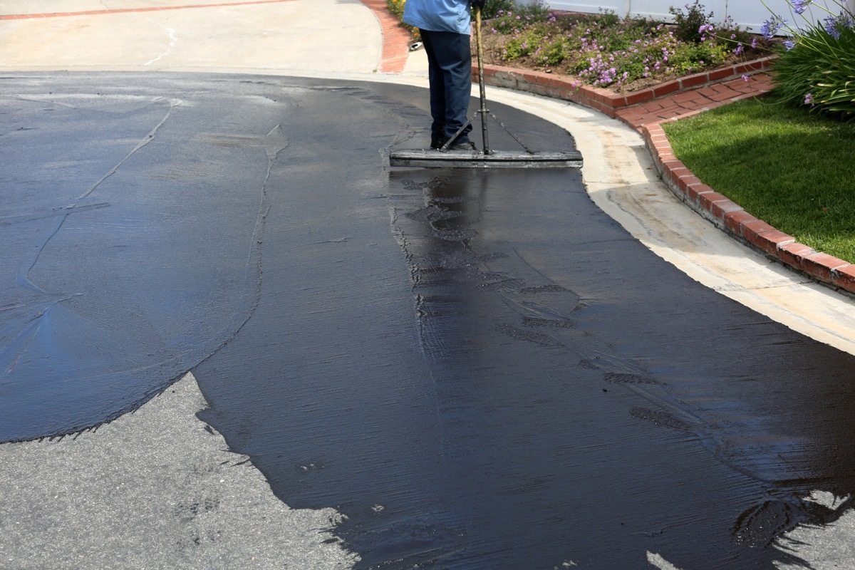 paving driveway