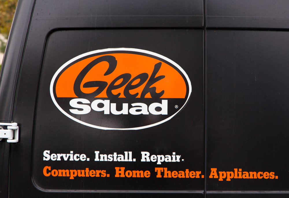 geek squad vehicle