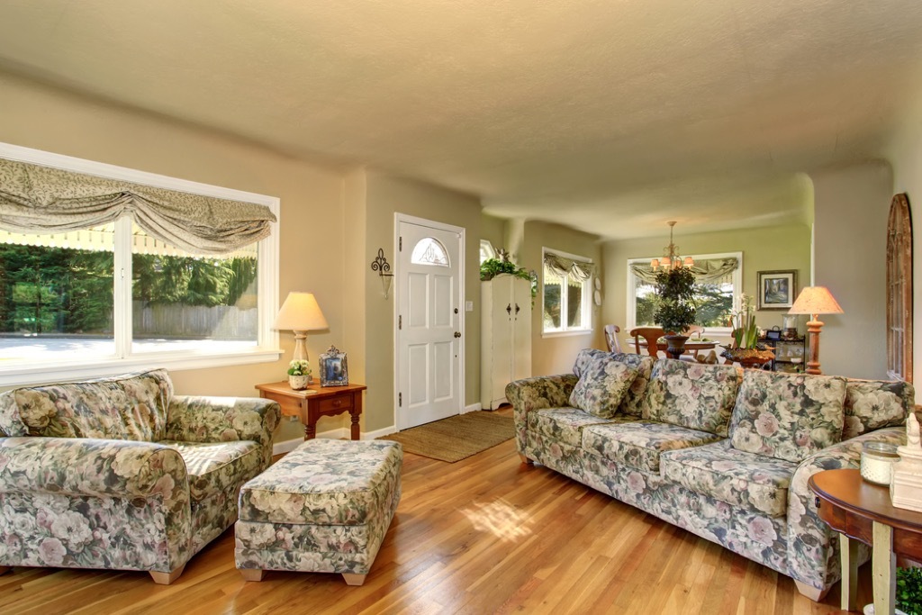 floral patterns outdated home design