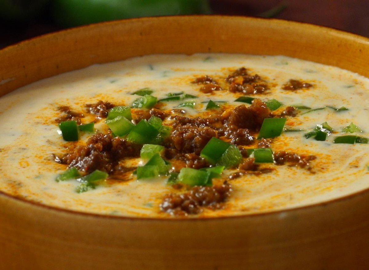 chili con queso