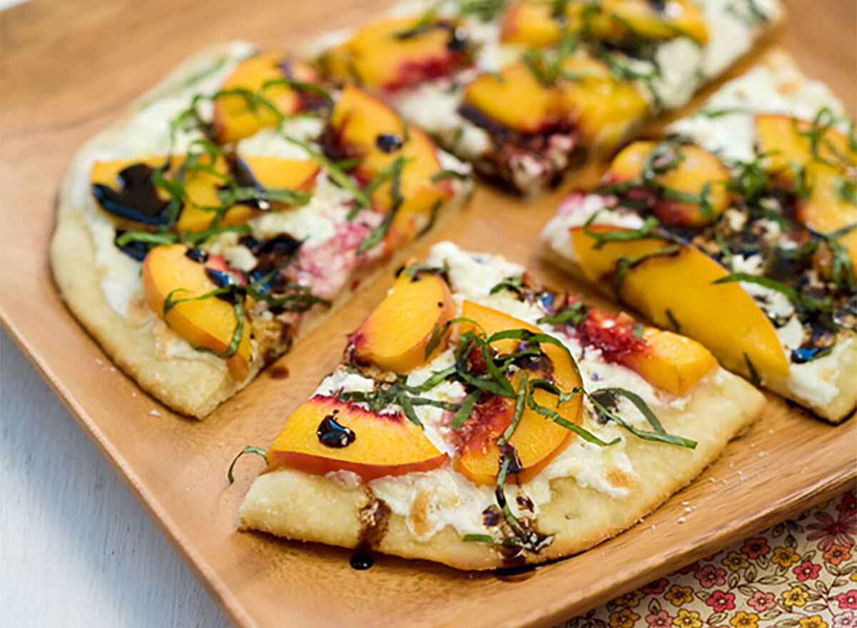 balsamic and peach pizza