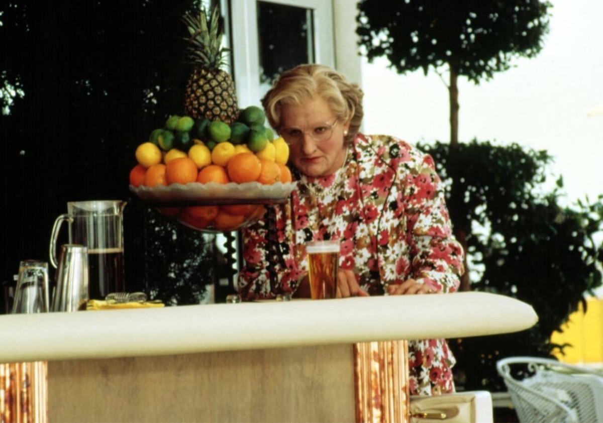 mrs doubtfire, robin williams, things only 90s kids remember