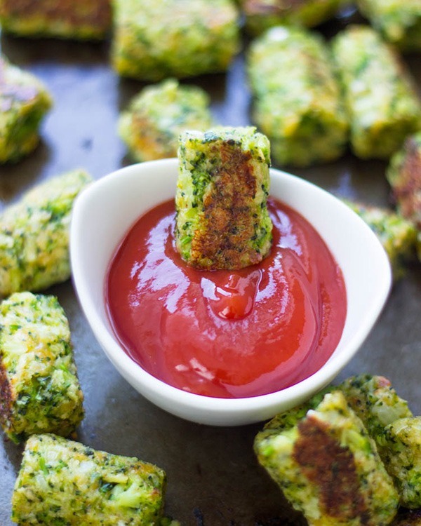 healthy baked broccoli tots