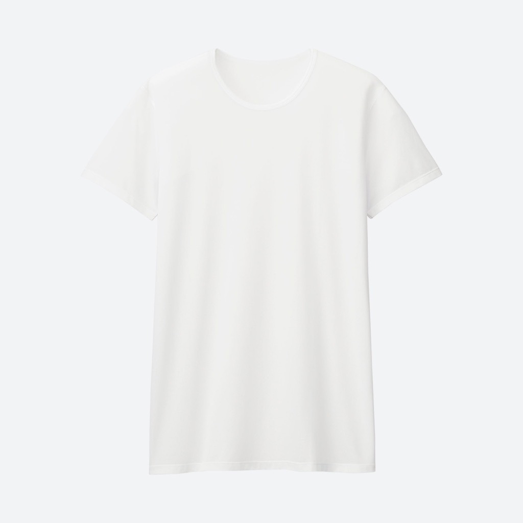 UNIQLO tee II summer essentials 