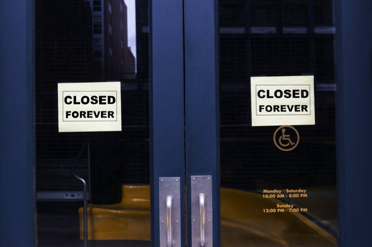 Business with /closed forever signs