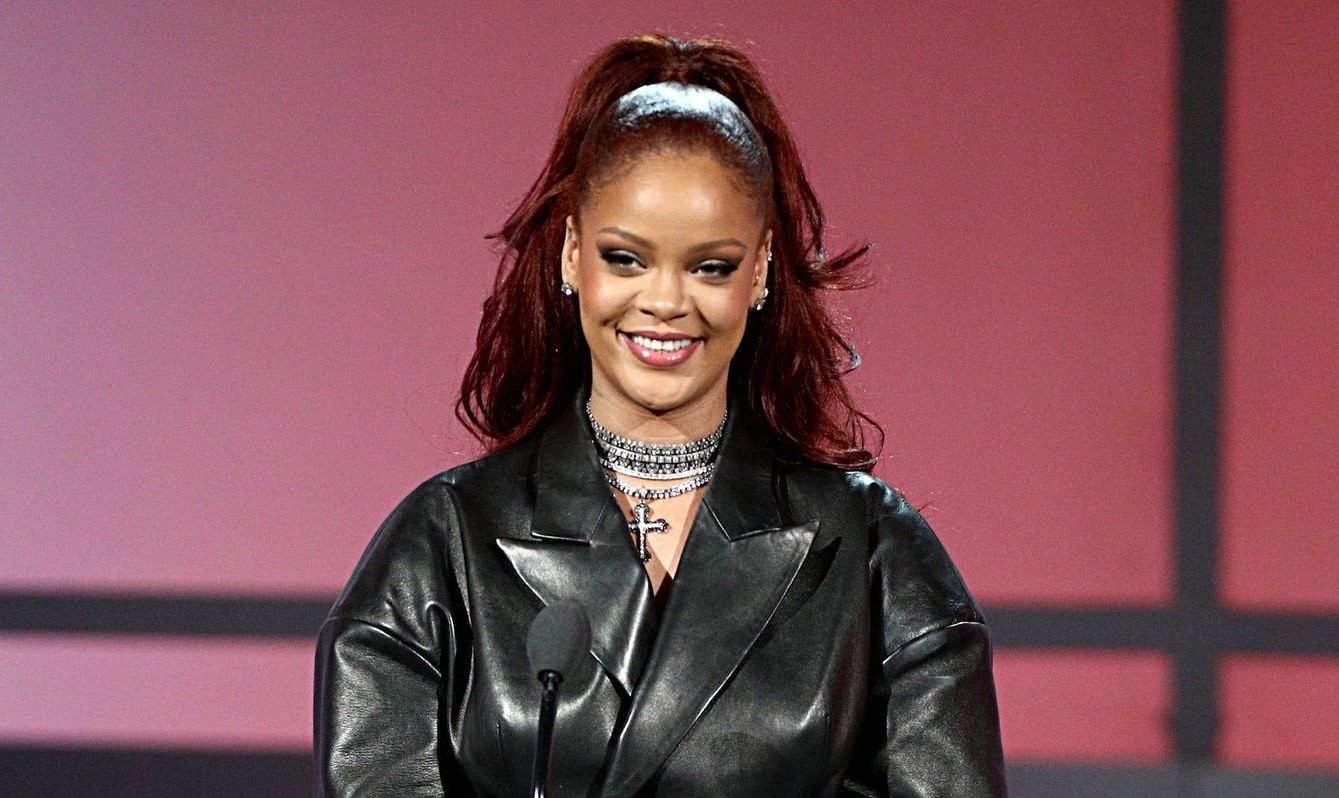 Rihanna | 8 Modern Days Inspiring Celebrity Female Role Models | Her Beauty